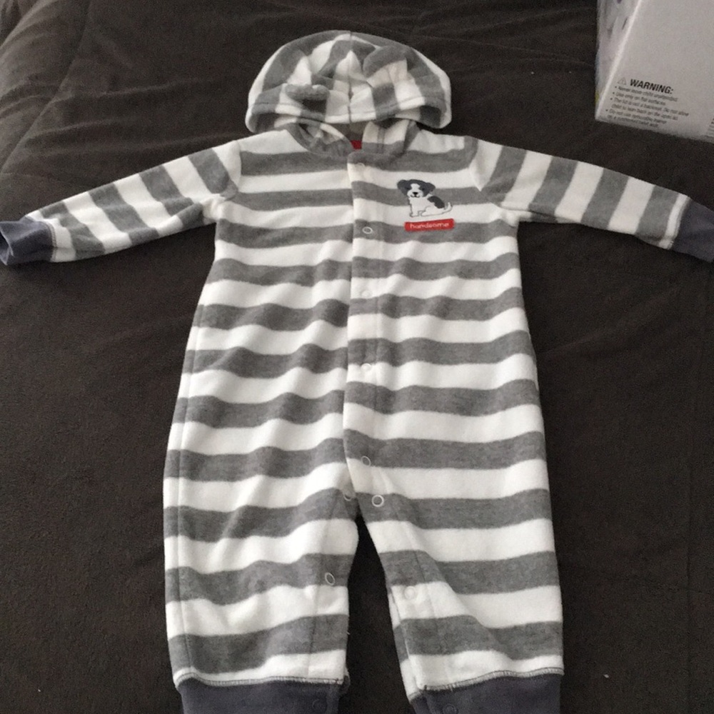 Baby girl or boy fleece  jumpsuit 6-9 months
